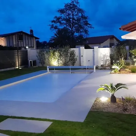 Beautiful With Pool Parking St Jean De Luz